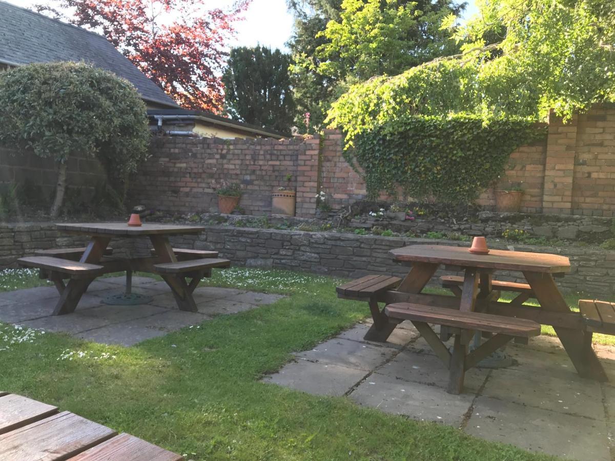The White Horse Inn, Clun Esterno foto