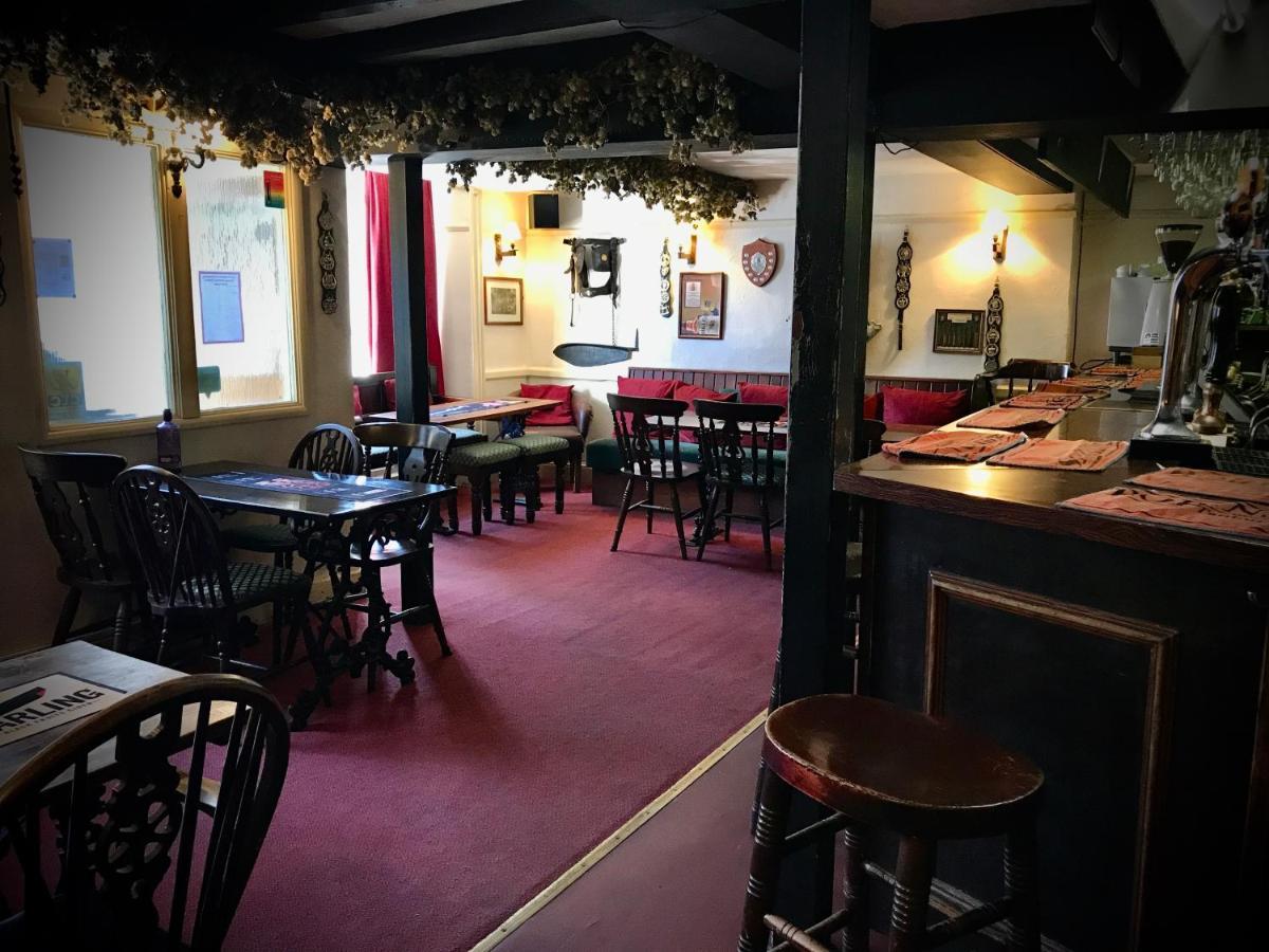 The White Horse Inn, Clun Esterno foto