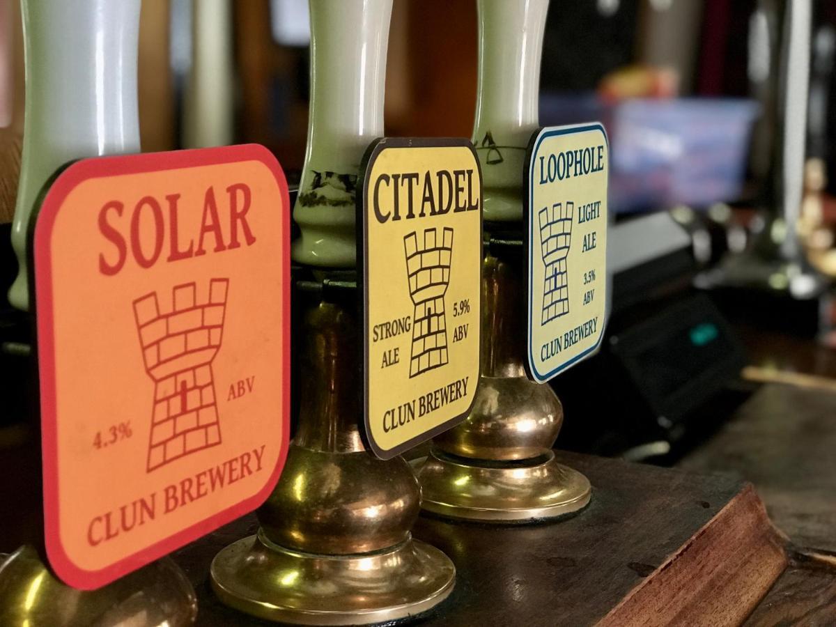 The White Horse Inn, Clun Esterno foto