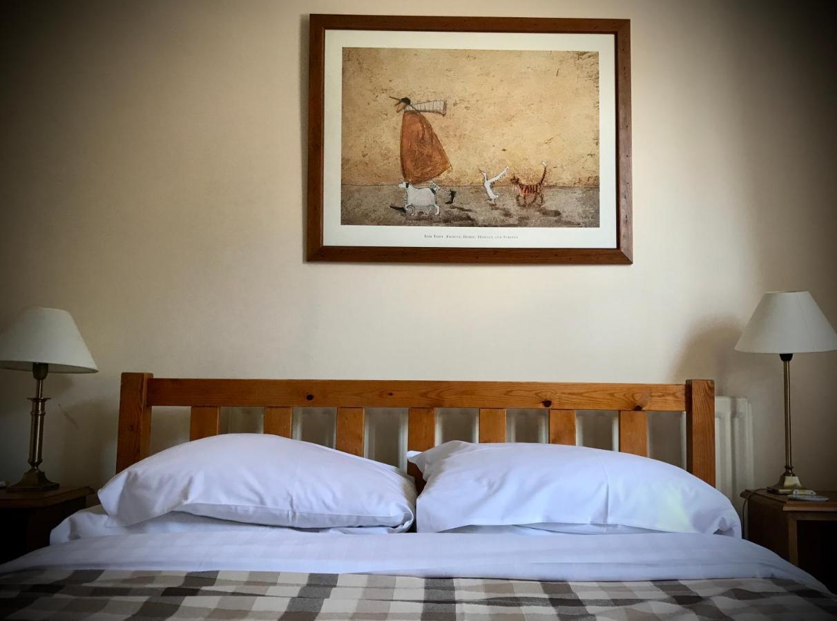 The White Horse Inn, Clun Esterno foto