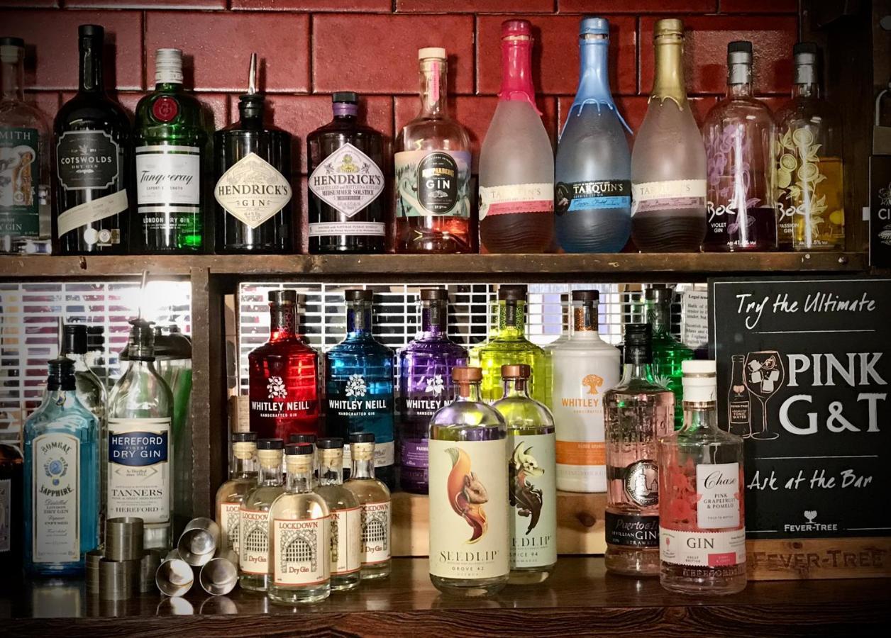 The White Horse Inn, Clun Esterno foto