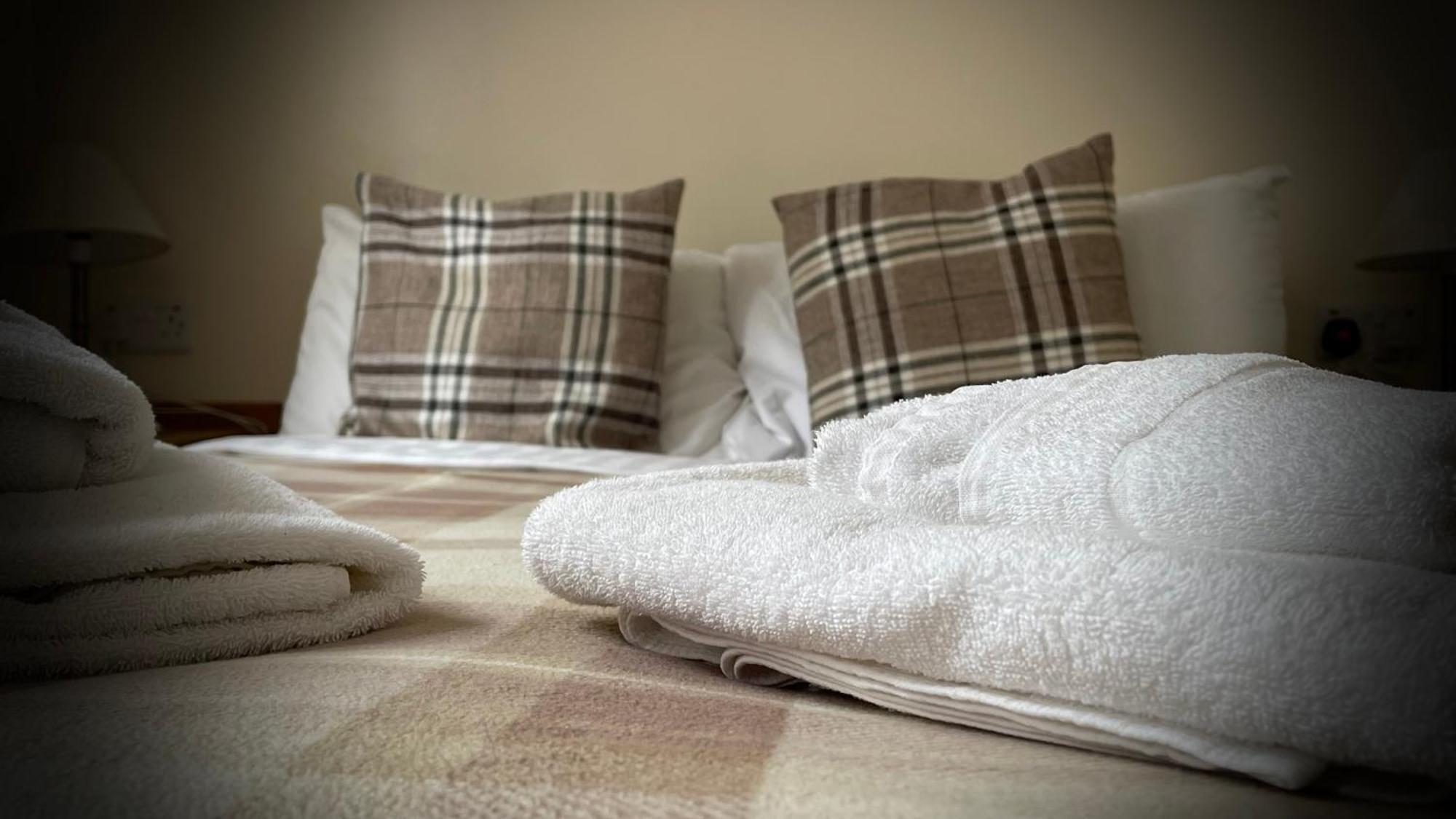 The White Horse Inn, Clun Esterno foto