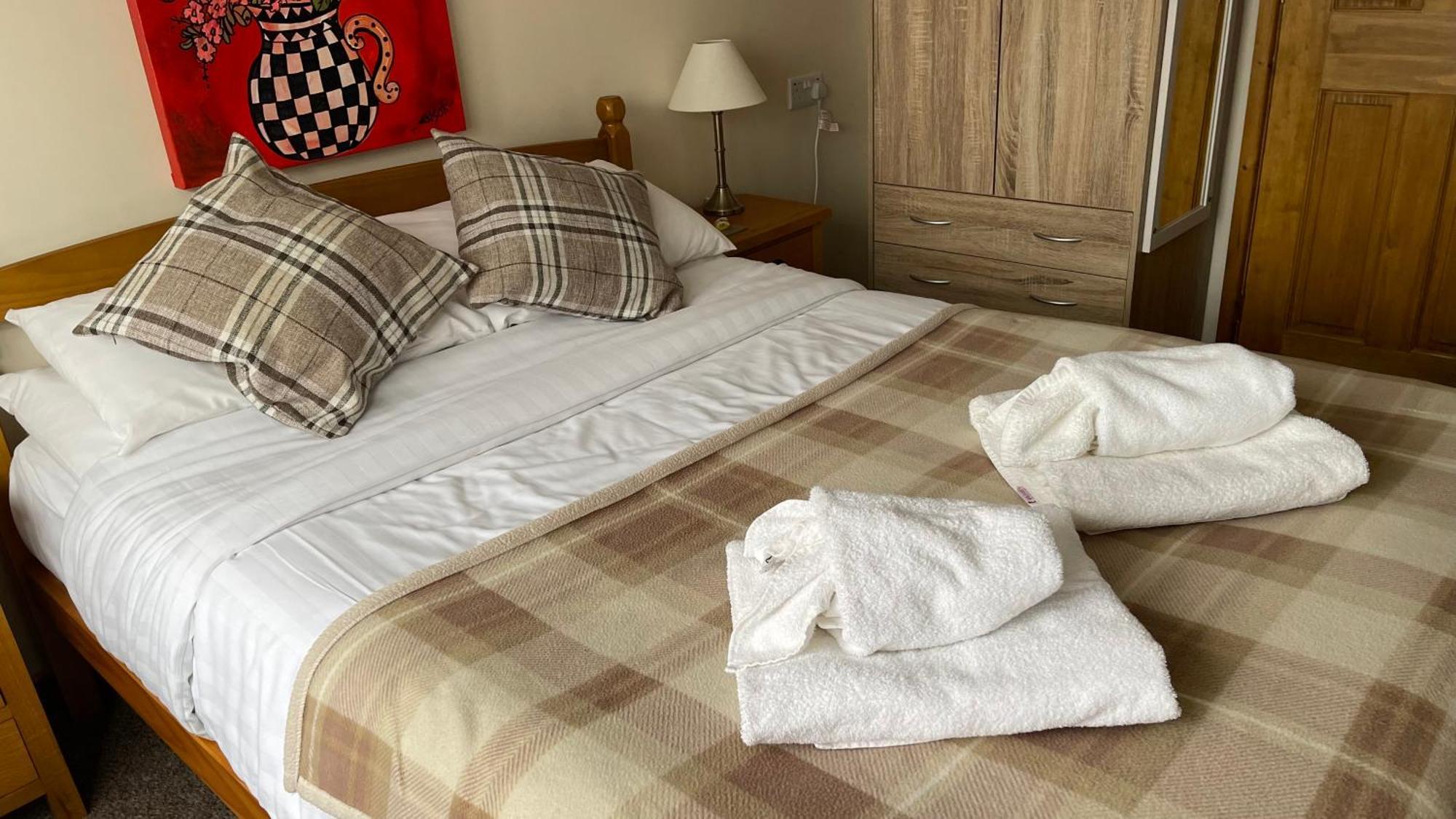 The White Horse Inn, Clun Esterno foto