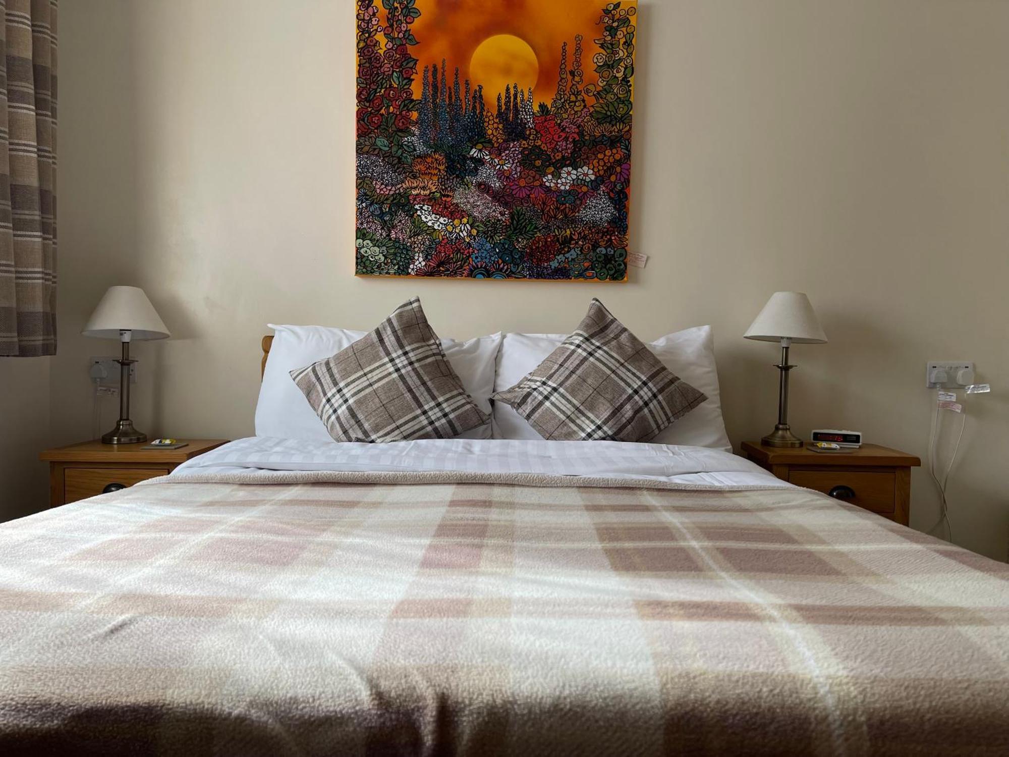 The White Horse Inn, Clun Esterno foto